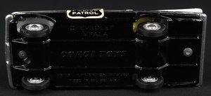 Corgi toys 481 chevrolet police car kk363 base