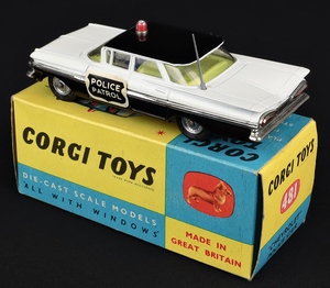 Corgi toys 481 chevrolet police car kk363 back