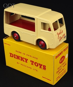 Dinky toys 491 job's dairy kk386 front