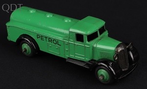 Dinky toys 25d petrol wagon kk416 front