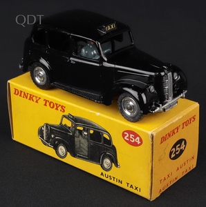 Dinky toys 254 austin taxi kk447 front