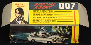 Corgi toys 261 james bond's aston martin kk514 plinth