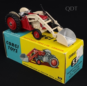 Corgi toys 53 massey ferguson tractor with shovel kk519 front