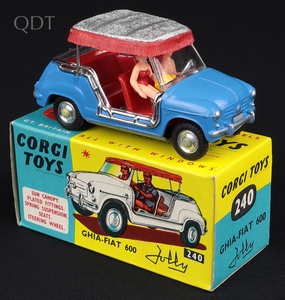 Corgi toys 240 1 ghia fiat jolly kk602 front