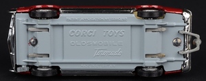 Corgi toys 276 oldsmobile toronado kk608 base