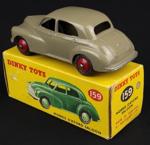 Dinky toys 159 morris oxford saloon kk633 back