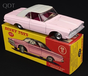 Dinky toys 137 plymouth fury convertible kk637 front