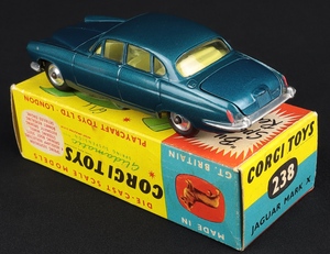 Corgi toys 238 jaguar mark x kk649 back