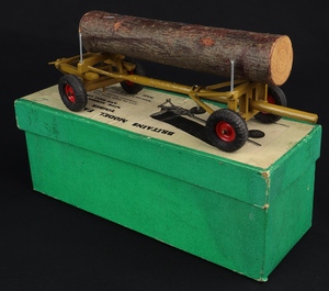 Britains models 129f timber trailer with log kk669 back