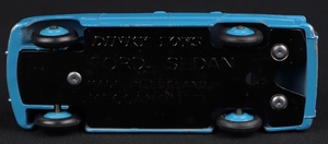 Dinky toys 170 ford fordor sedan kk760 base