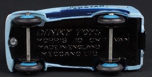 Dinky toys 465 morris commercial van capstan kk766 base
