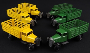 Dinky trade box 25f market gardener's vans kk767 group