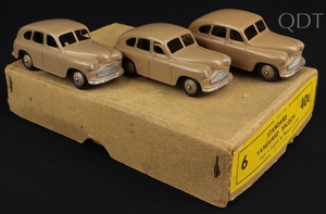 Trade box dinky toys 40e standard vanguard saloon kk824 front