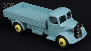 Dinky toys 412 austin wagon kk828 front