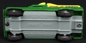 Corgi toys 472 public address vehicle kk846 base