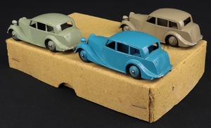 Trade box dinky toys 40b triumph kk896 back