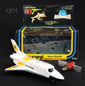 Corgi toys 649 space shuttle ll77 front
