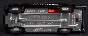 Dinky toys 281 pathe news camera car ll86 base