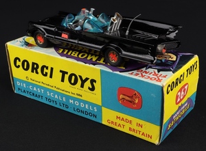 Corgi toys 267 batmobile ll137 back