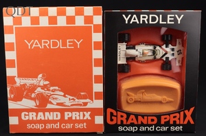 Yardley soap and car set corgi  yardley mclaren ff605 front