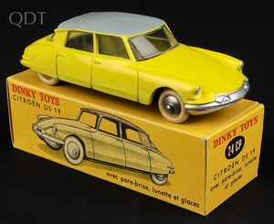 French dinky toys 24cp citroen ds19 ll318 front