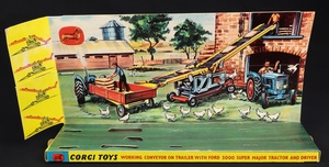 Corgi toys gift set 47 working conveyor ll365 plinth