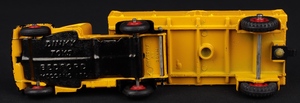 Dinky toys 409 bedford articulated lorry ll377 base