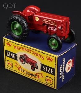 Matchbox king size no.4 international tractor ll463 front