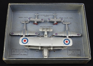 Dinky toys gift set 61 raf aeroplanes ll606 view