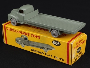 Dublo dinky toys 066 bedford flat truck c357 back
