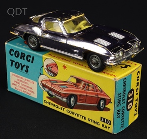 Corgi toys 310 chevrolet corvette sting ray ll741 front