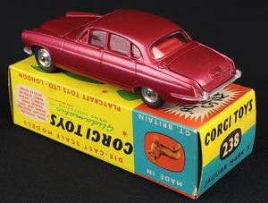 Corgi toys 238 jaguar mark x ll742 back