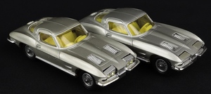 Corgi toys 310 1 chevrolet corvette sting ray ll740 compare