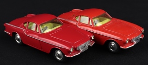 Corgi toys 228 volvo p1800 ll744 compare
