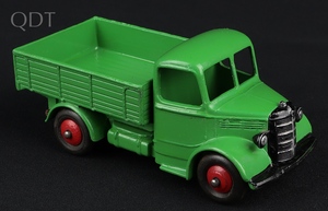 Dinky toys 411 bedford truck ll747 front