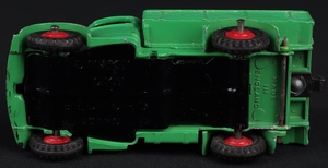 Dinky toys 411 bedford truck base