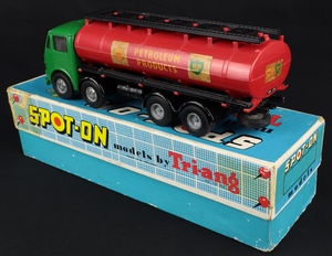 Spot on 110:4 4000 gallon auto petrol tanker ll761 back