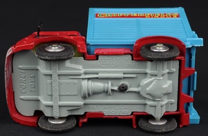 Corgi toys 503 circus giraffe transporter ll938 base