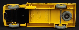 Dinky toys 933 leyland cement wagon ferrocrete ll989 base