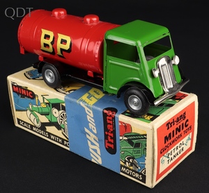 Tri ang minic 15m bp shell petrol tanker mm154 front