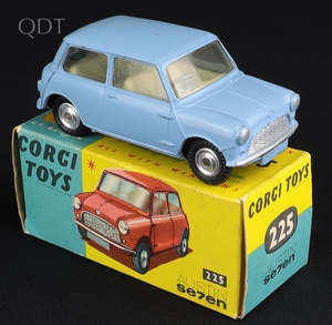 Corgi toys 225 austin seven mm168 front
